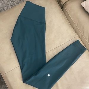 Lululemon Wunder Train Contour Fit High-Rise Tight 25"